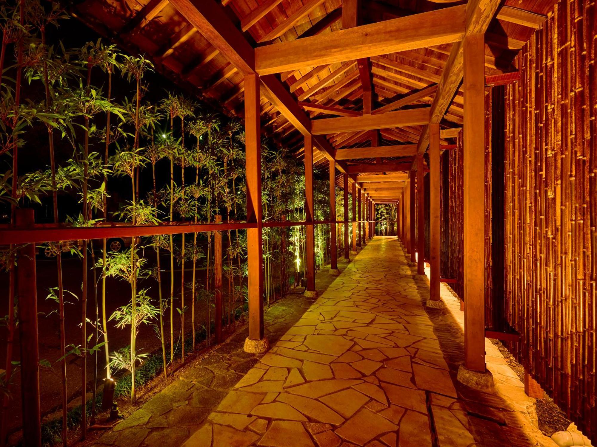 Ooedo Onsen Monogatari Premium Hotel Fugetsu بيبّ المظهر الخارجي الصورة