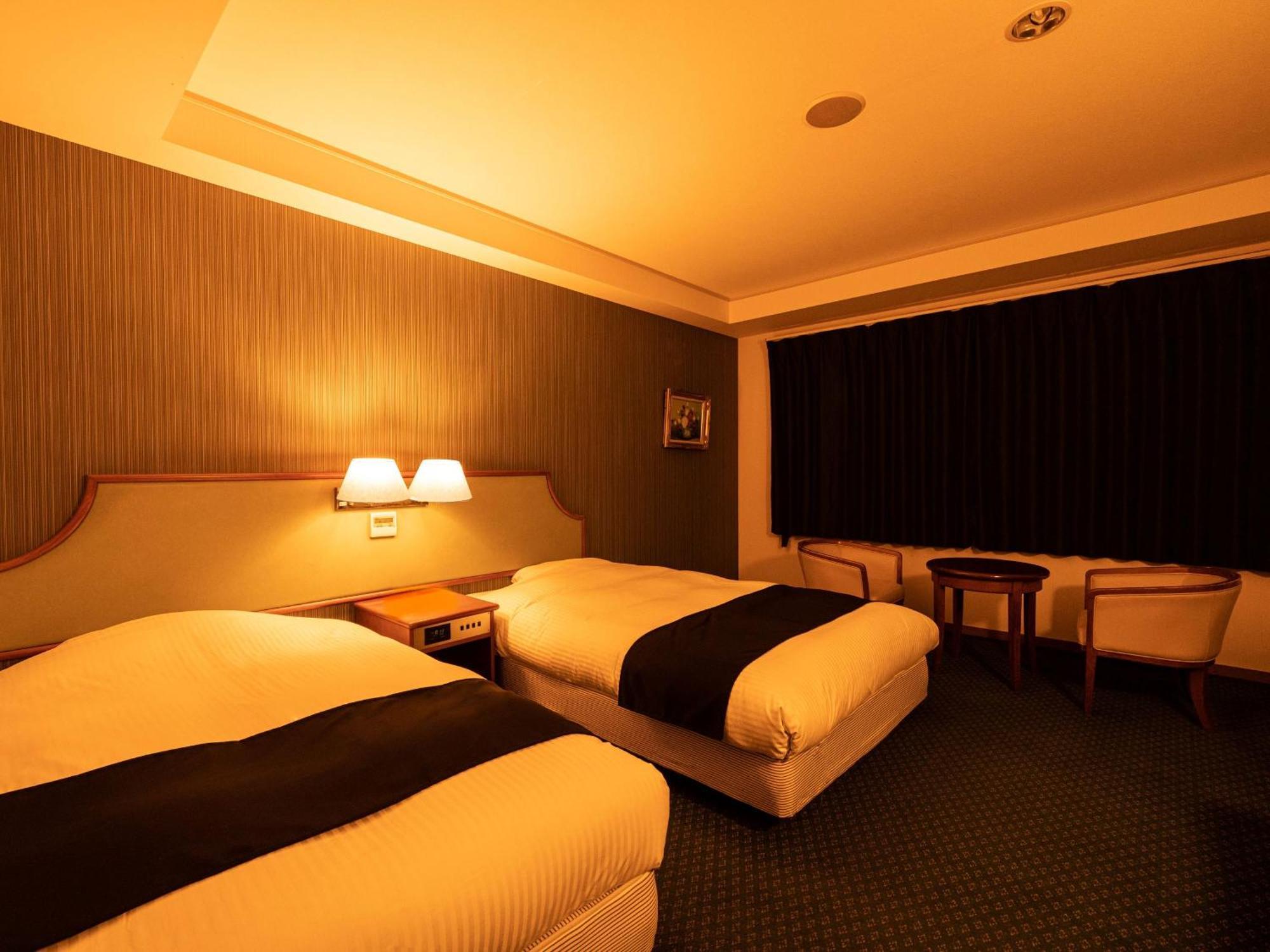 Ooedo Onsen Monogatari Premium Hotel Fugetsu بيبّ المظهر الخارجي الصورة