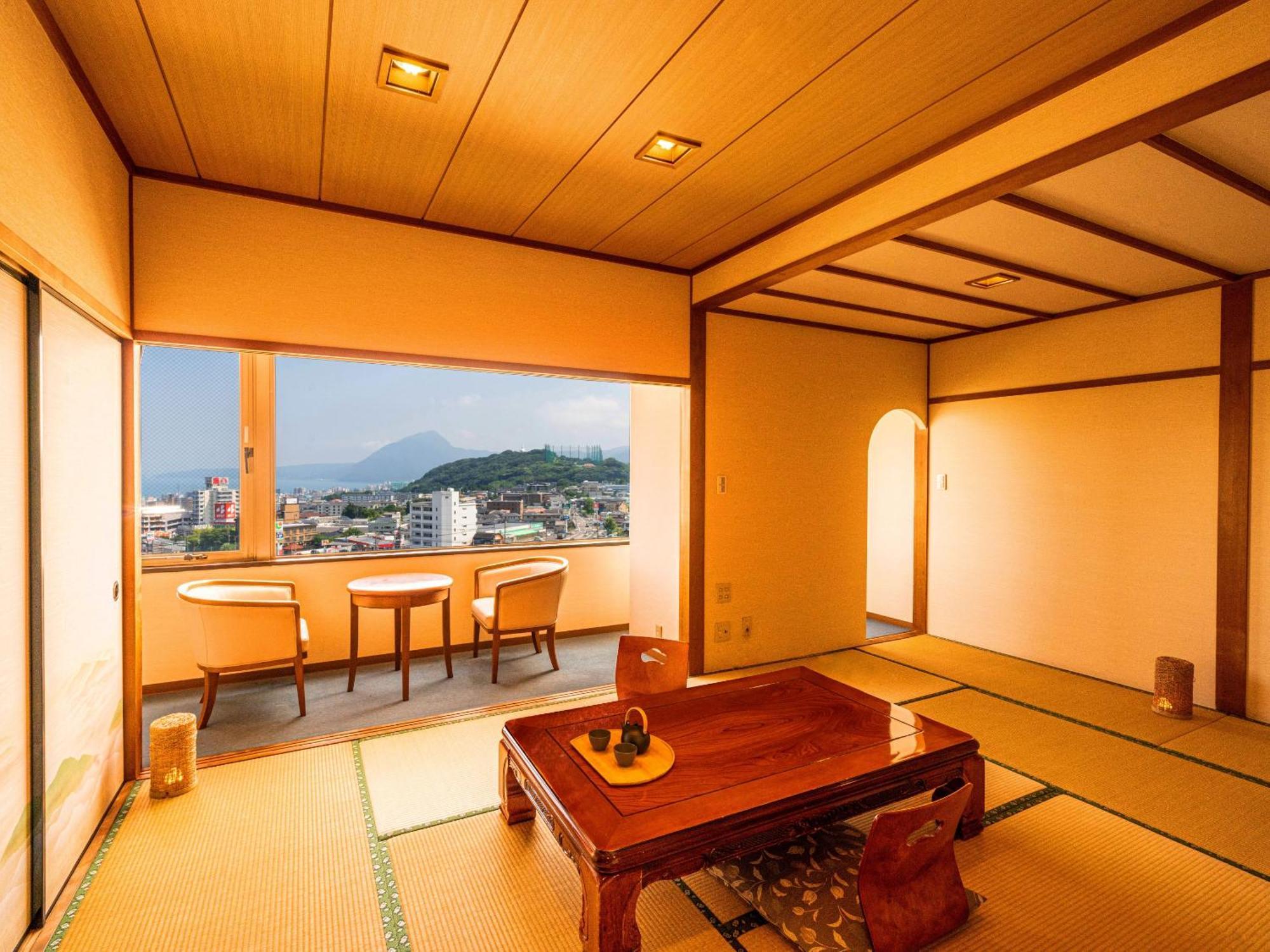 Ooedo Onsen Monogatari Premium Hotel Fugetsu بيبّ الغرفة الصورة